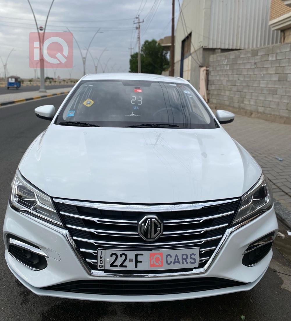 ئێم جی 5